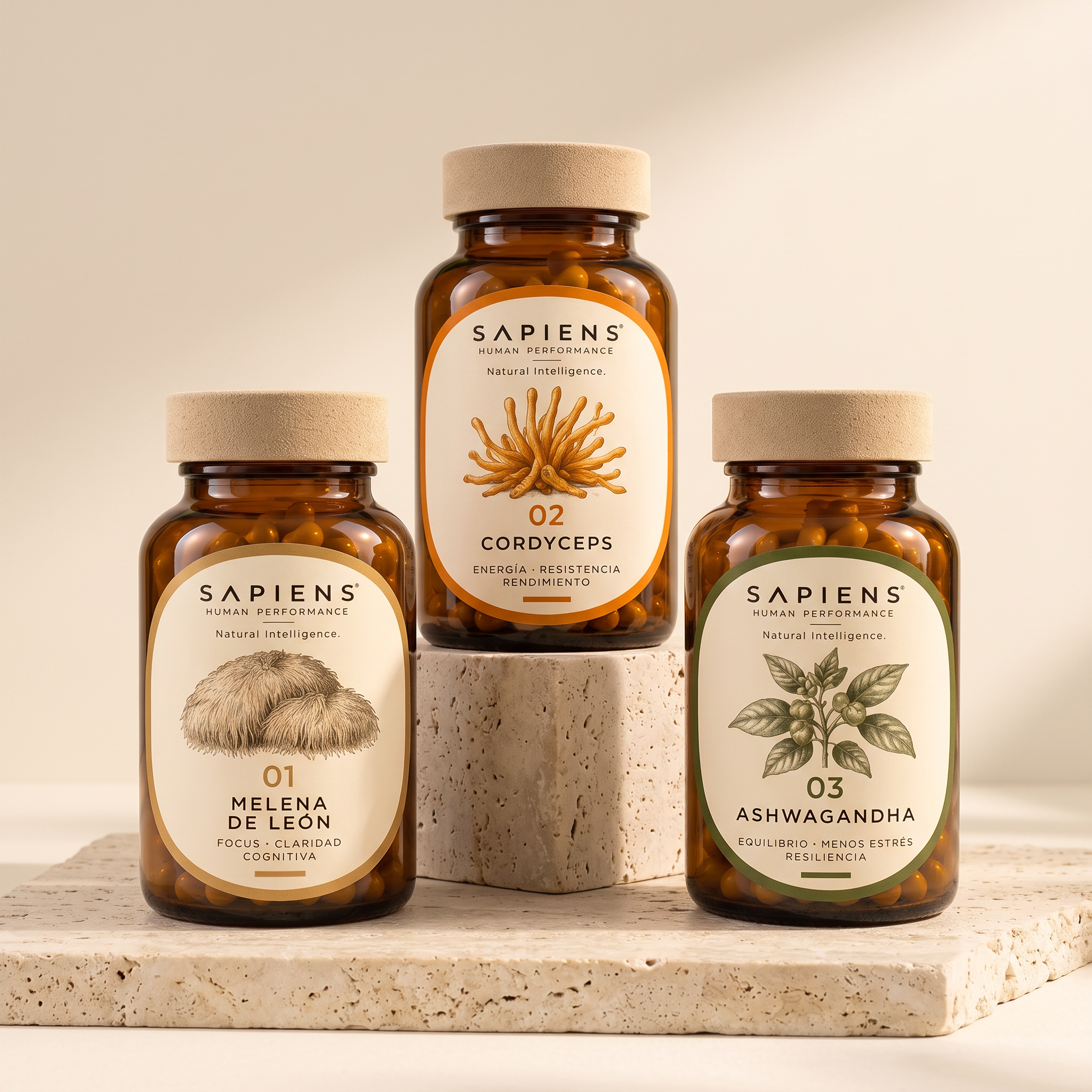 Kit SAPIENS de tres suplementos naturales para acompañar una rutina diaria de bienestar.